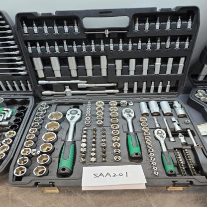 TUBO DE HERRAMIENTAS 172PCS ETL0588 SAA201A